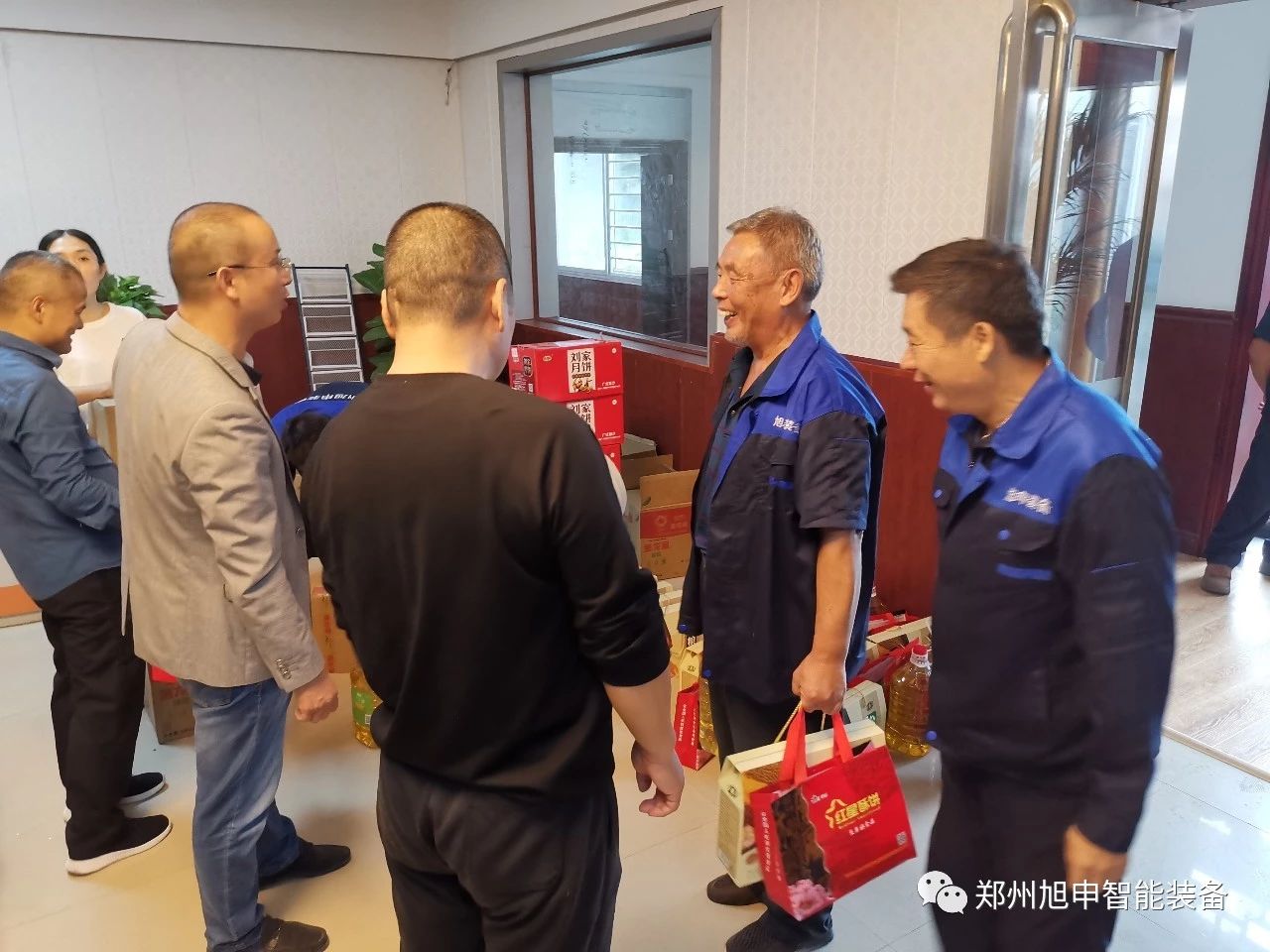 旭申智能裝備有限公司，焊接操作機(jī)，滾輪架變位機(jī)